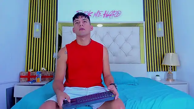 Sweet kevin1 online show from 13, 1, 2026