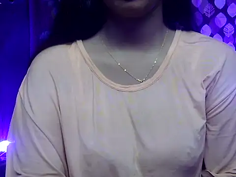 cute Dirty Diva online show from 10, 3, 2026