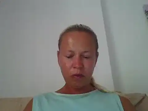 Snapshot of jennyblondeuk chatting on 19, 6, 2026 jennyblondeuk online show from 19, 6, 2026