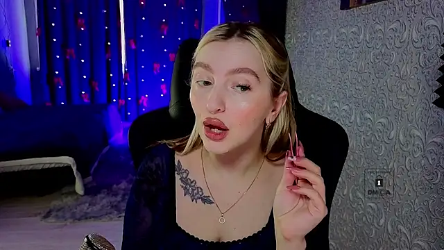 Eva Vibe  online show from 4, 3, 2026