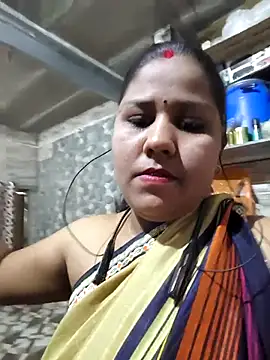 Snapshot of SexyKajal_758 chatting on 18, 3, 2026 SexyKajal 758 online show from 18, 3, 2026