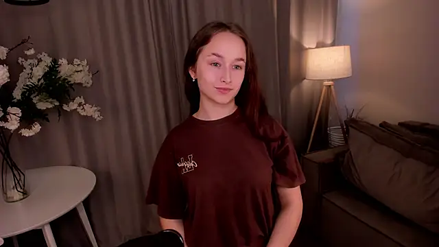 Julie Lamb online show from 6, 1, 2026