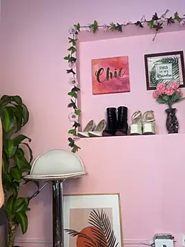  zoe bakerr online show from 14, 3, 2026