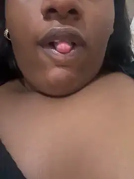 amorasecy online show from 2, 2, 2026