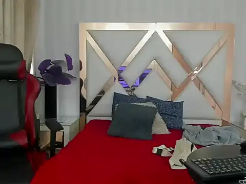 Snapshot of ThomasThund chatting on 12, 1, 2026 ThomasThund online show from 12, 1, 2026