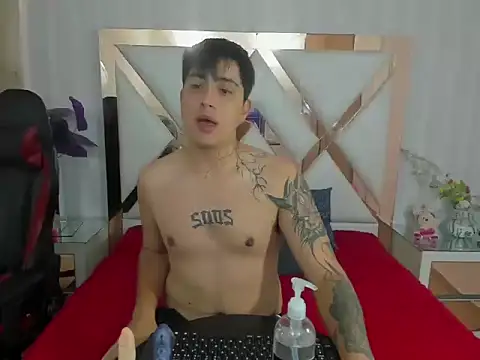 Snapshot of ThomasThund chatting on 13, 1, 2026 ThomasThund online show from 13, 1, 2026