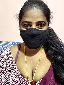 Snapshot of siri_tamiltelugu chatting on 17, 2, 2026 siri tamiltelugu online show from 17, 2, 2026