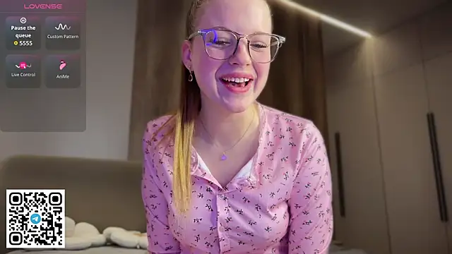 steffi meoww online show from 21, 4, 2026