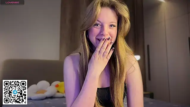 Snapshot of steffi_meoww chatting on 8, 6, 2026 steffi meoww online show from 8, 6, 2026