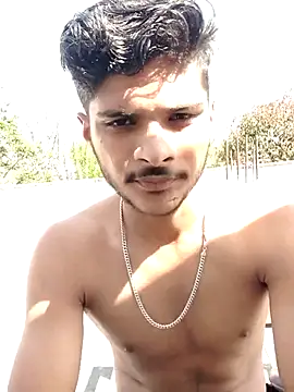 Snapshot of xrealcam699 chatting on 2, 3, 2026 xrealcam699 online show from 2, 3, 2026