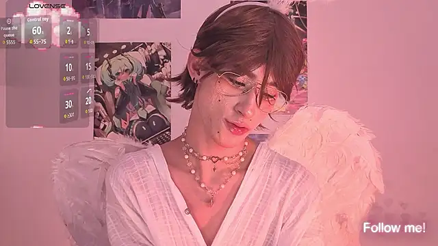 Snapshot of Kitsuneplay_ chatting on 1, 3, 2026 Kitsuneplay online show from 1, 3, 2026