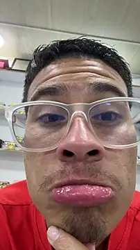 Snapshot of Latin_Paisa_Boy chatting on 18, 2, 2026 Latin Paisa Boy online show from 18, 2, 2026