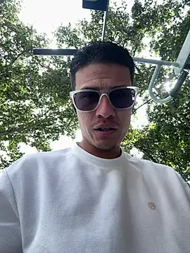 Snapshot of Latin_Paisa_Boy chatting on 25, 2, 2026 Latin Paisa Boy online show from 25, 2, 2026