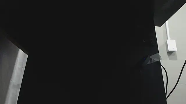 Millan DarkWood online show from 7, 1, 2026