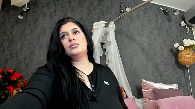 Snapshot of NayaNoirX chatting on 9, 1, 2026 NayaNoirX online show from 9, 1, 2026