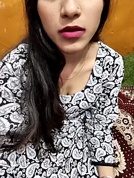 Snapshot of Yours-Zeenat chatting on 22, 2, 2026 Yours-Zeenat online show from 22, 2, 2026