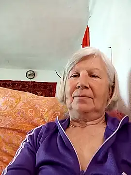 KlaudiaDarling online show from 15, 4, 2026