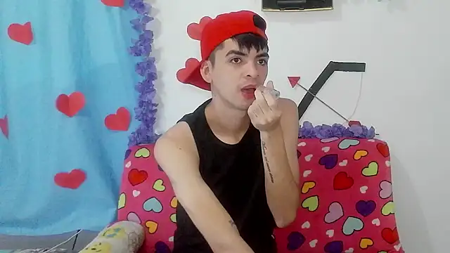 nico22love online show from 18, 2, 2026