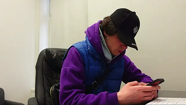 Daniel Shawnn online show from 4, 4, 2026