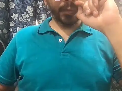 Snapshot of sundar85m chatting on 27, 4, 2026 sundar85m online show from 27, 4, 2026