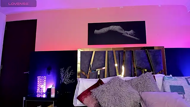 Chloe Connor online show from 11, 1, 2026