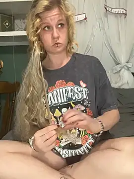 Autumn paige online show from 16, 2, 2026