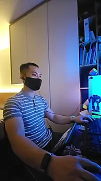 Snapshot of OnlyHand9x chatting on 6, 2, 2026 OnlyHand9x online show from 6, 2, 2026