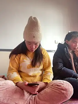 Faded pink online show from 6, 1, 2026