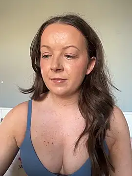 Snapshot of Nova-Vixen chatting on 27, 2, 2026 Nova-Vixen online show from 27, 2, 2026