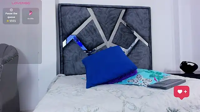 Liam saint online show from 10, 2, 2026