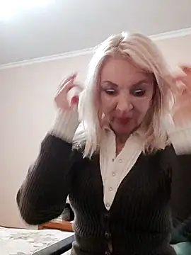 Snapshot of MiraStar984 chatting on 5, 2, 2026 MiraStar984 online show from 5, 2, 2026