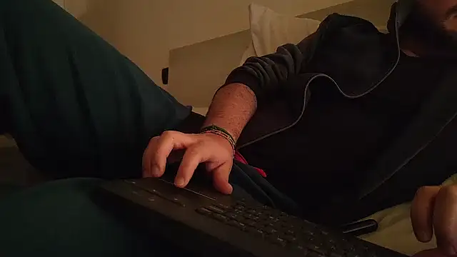 Snapshot of Reb_born89 chatting on 14, 1, 2026 Reb born89 online show from 14, 1, 2026