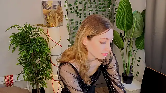 Snapshot of BrianneMallory chatting on 3, 2, 2026 BrianneMallory online show from 3, 2, 2026