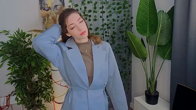 Snapshot of BrianneMallory chatting on 4, 2, 2026 BrianneMallory online show from 4, 2, 2026