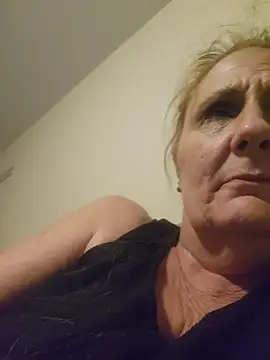 HotAzMilf online show from 2, 3, 2026