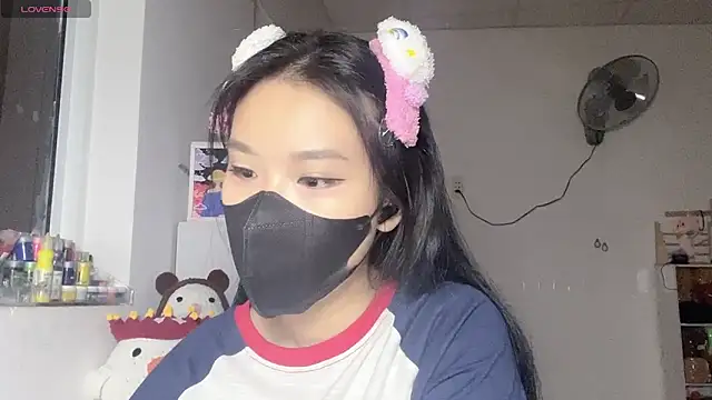 Tieu-May online show from 18, 4, 2026