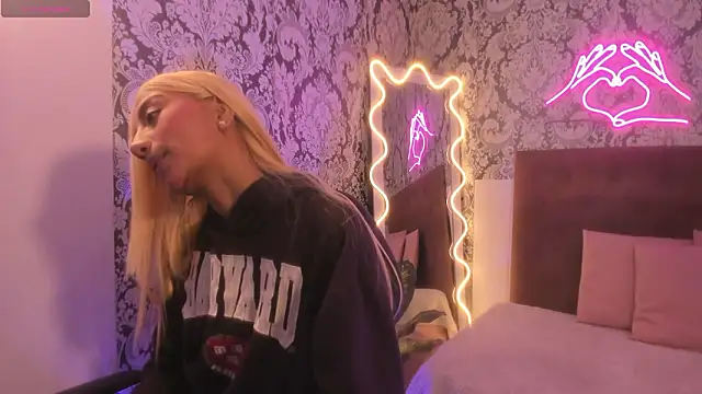 Snapshot of IRINA_TAY1 chatting on 2, 3, 2026 IRINA TAY1 online show from 2, 3, 2026