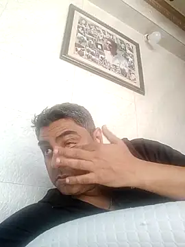 Snapshot of hardnhornybull chatting on 1, 3, 2026 hardnhornybull online show from 1, 3, 2026