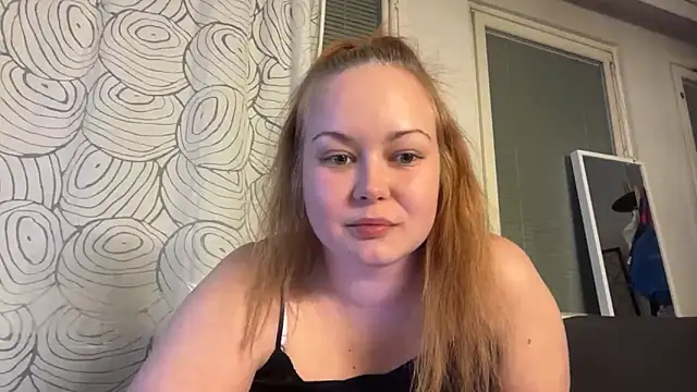 Snapshot of sweet-iina chatting on 18, 2, 2026 sweet-iina online show from 18, 2, 2026