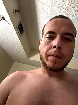 Snapshot of mast3r305 chatting on 14, 1, 2026 mast3r305 online show from 14, 1, 2026