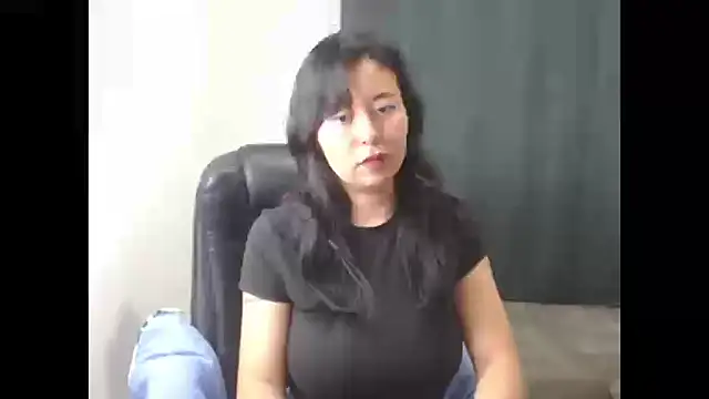 LolaOpalX online show from 6, 1, 2026