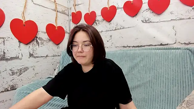 Sweetie Rozzy online show from 6, 5, 2026