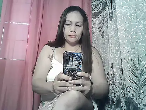 prettymomma24xx online show from 24, 3, 2026