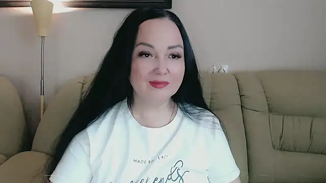 infinity loveliness online show from 4, 11, 2025