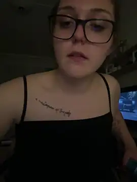 Snapshot of DaisyBaizee chatting on 1, 6, 2026 DaisyBaizee online show from 1, 6, 2026