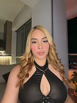 Snapshot of karymoron chatting on 6, 5, 2026 karymoron online show from 6, 5, 2026
