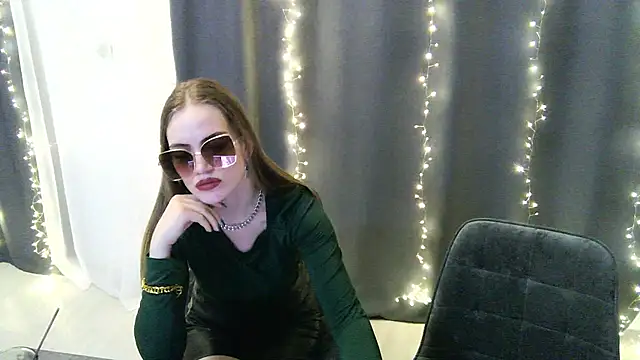 Snapshot of ZaraCharming chatting on 20, 2, 2026 ZaraCharming online show from 20, 2, 2026