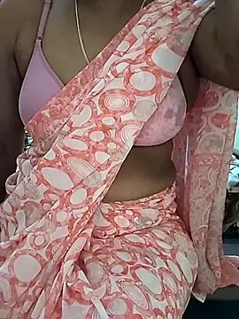 Snapshot of Meena_Meenakshi chatting on 2, 2, 2026 Meena Meenakshi online show from 2, 2, 2026