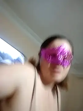 Snapshot of aliceea_34 chatting on 5, 1, 2026 aliceea 34 online show from 5, 1, 2026