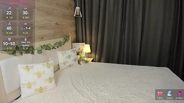 Snapshot of BlondeHott chatting on 17, 1, 2026 BlondeHott online show from 17, 1, 2026